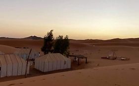 Desert Lover'S Luxury Camp